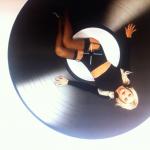 DODA w teledysku RIOTKI - fryzury od Kajetana DODA w teledysku RIOTKI - fryzury od Kajetana