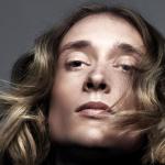 Hybrid, Desmond Murray, fryzura męska, symetria, twarz prostokątna, falujące, Sumirska, Suzi, FRK.03