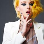 Muse of London, Megan, fot. Mauro Carraro Muse of London, SUZI, FRK.03, stylizacja i wizualizacja, elegancie, transparentne, kontrast, balejaż, sombre, tekstura włosów, projekt, makijaż