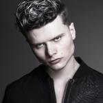 Ross Charles - Kolekcja Odbicie Ross Charles - Kolekcja, tekstury we fryzurach, FRK.01, powierzchnia fryzury FRK.03, światłocień, klasyczny wygląd, stylista, kontrast, rysunek fryzury,