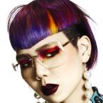 Shogo Ideguchi, fot. FPA Shogo, retrotic, projektowanie fryzur, sztuczna inteligencja, kolory uzupełniające, fioletowe, żółte, suzi, FRK.03