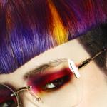 Shogo Ideguchi, fot. FPA Shogo, retrotic, projektowanie fryzur, sztuczna inteligencja, kolory uzupełniające, fioletowe, żółte, suzi, FRK.03