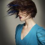 Wonderland, Debbie G of Debbie G Training, fot.: Colin Roy, FPA Debbie G, Wonderland, fryzury, stylizacja vintage, kształty, bogate tony, loki, tekstura, geometria w strzyżeniu